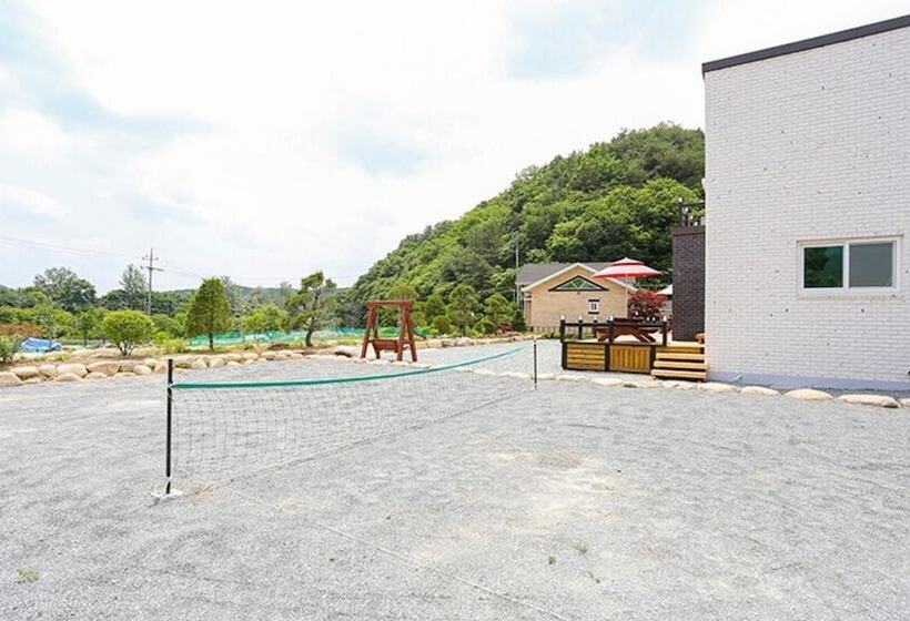 Yangpyeong Sonamujip Pension