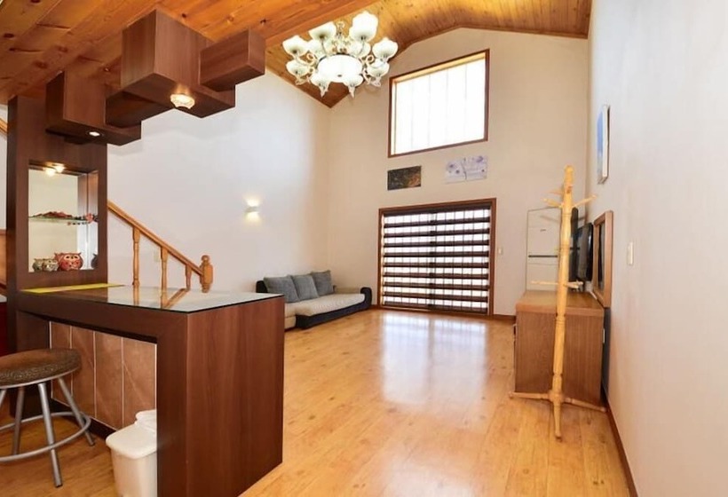 Yangyang Amigas Pension