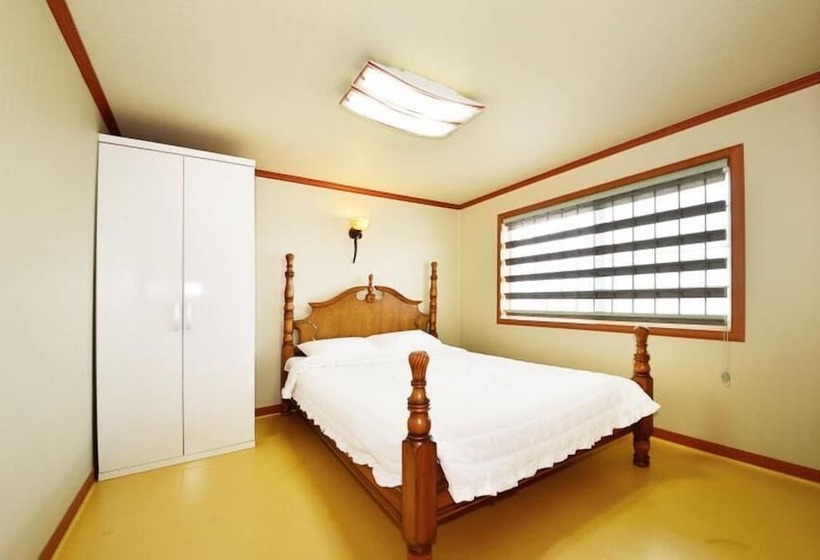 Yangyang Amigas Pension