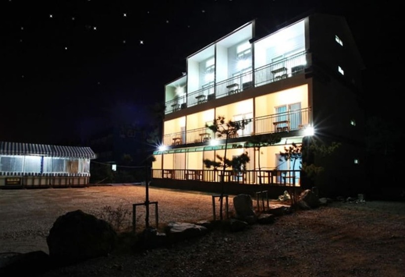 Yangyang Haegeum Pension