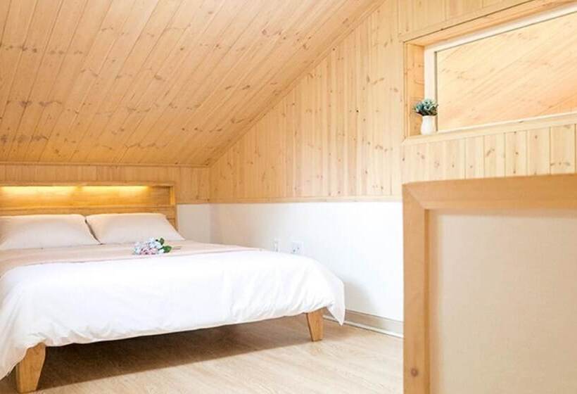 Yangyang Mono Tree Pension