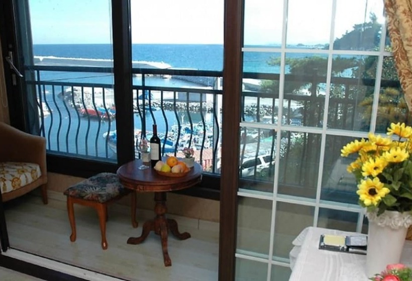 Yangyang Sea Garden Pension