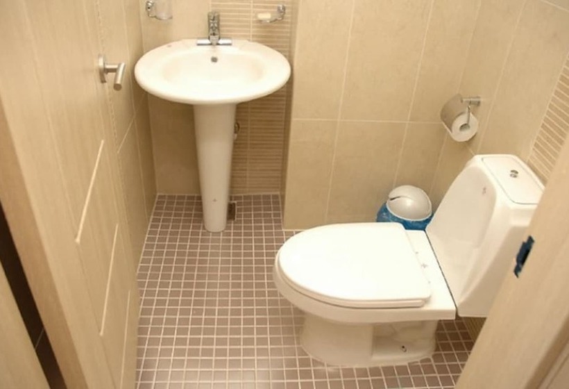 Yangyang Sea Garden Pension