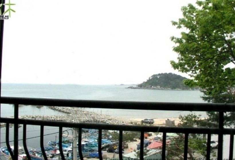 Yangyang Sea Garden Pension