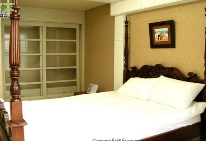 Yangyang Sea Garden Pension