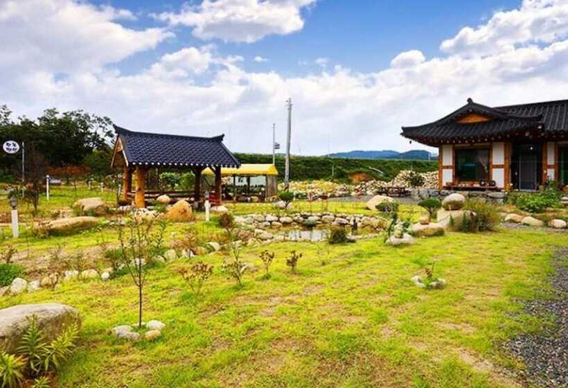 Yangyang Seorak Nadeul Pension