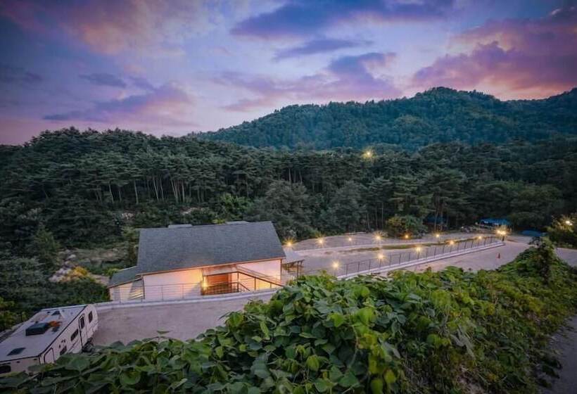 Yangyang Water Sol Valley Pension