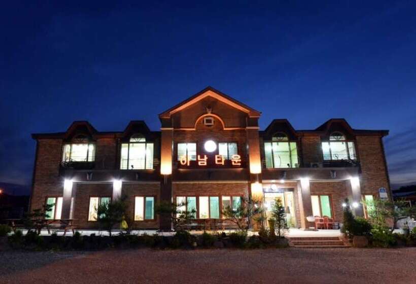 Yeoncheon Wanguijataek Pension