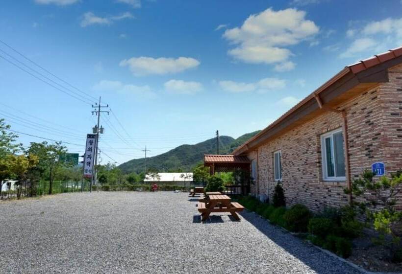 Yeoncheon Wanguijataek Pension