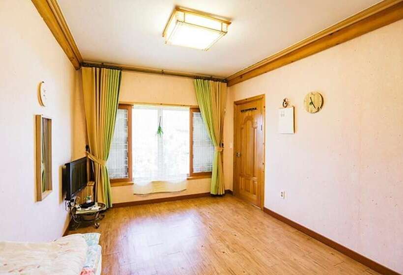 Yeonggwang Ogane Pension