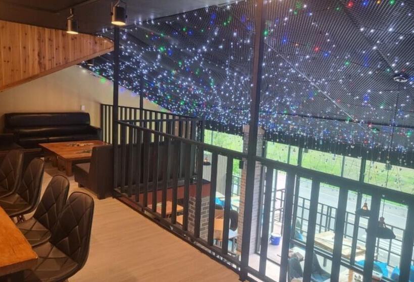 Yeongwol Donggang Close Pension