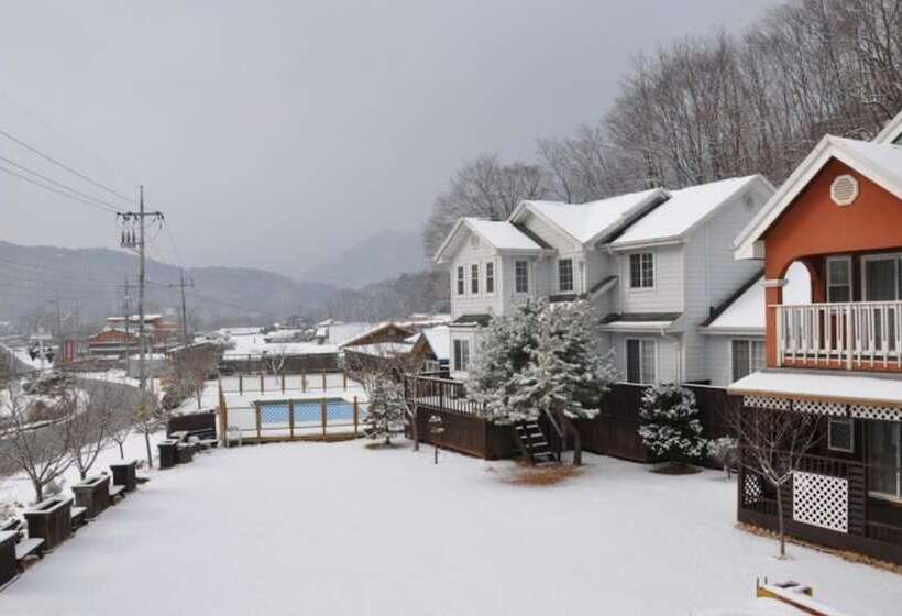 Yeongwol Donggang La Maison Pension