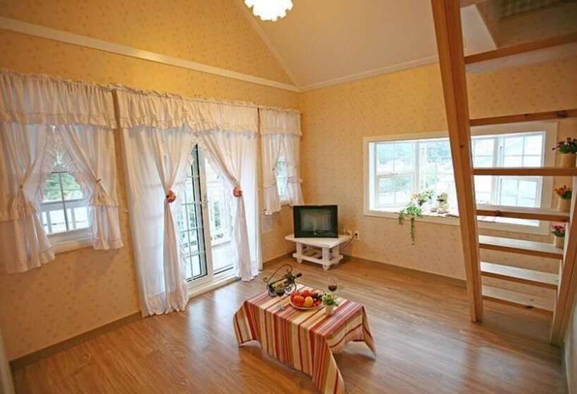 Yeongwol Donggang La Maison Pension