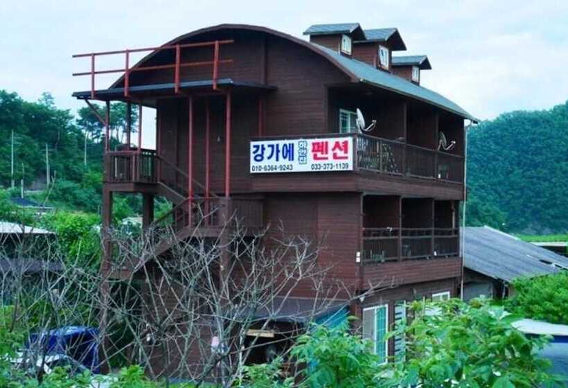 Yeongwol Riverside White House Pension