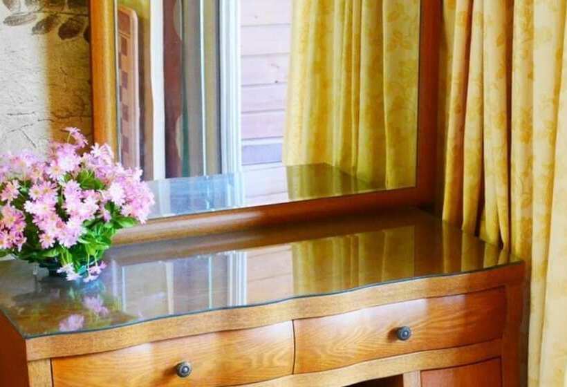 Yeongwol Riverside White House Pension