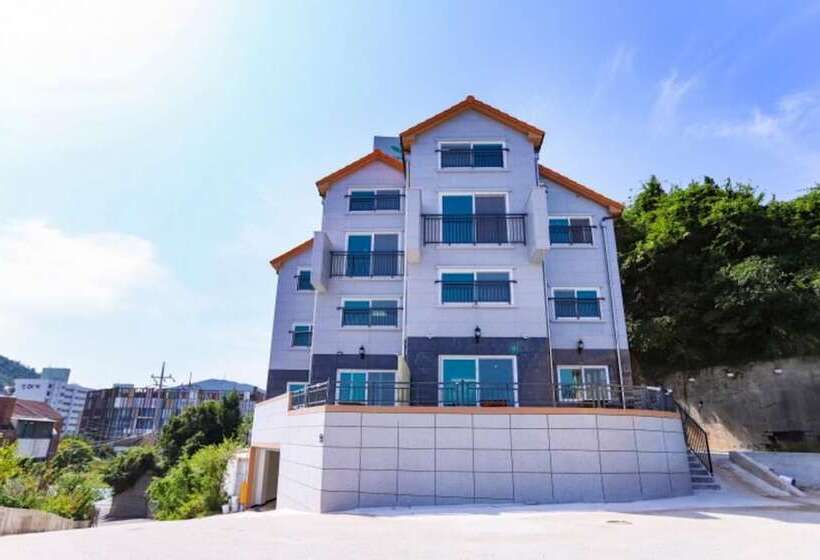 Yeosu Exporo Pension