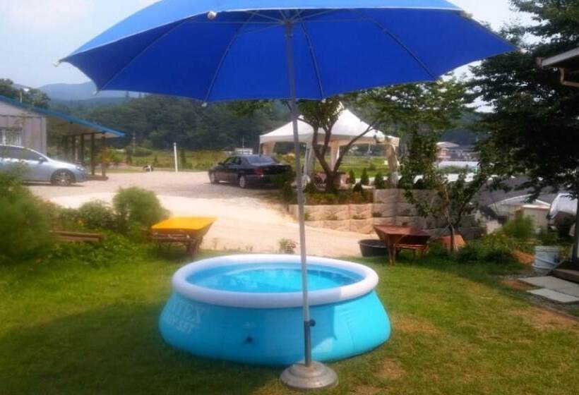 Yongin Byeolbaragi Pension