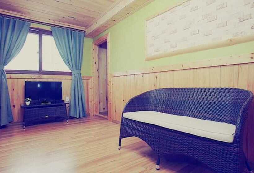 Yongin Road 47 Pension