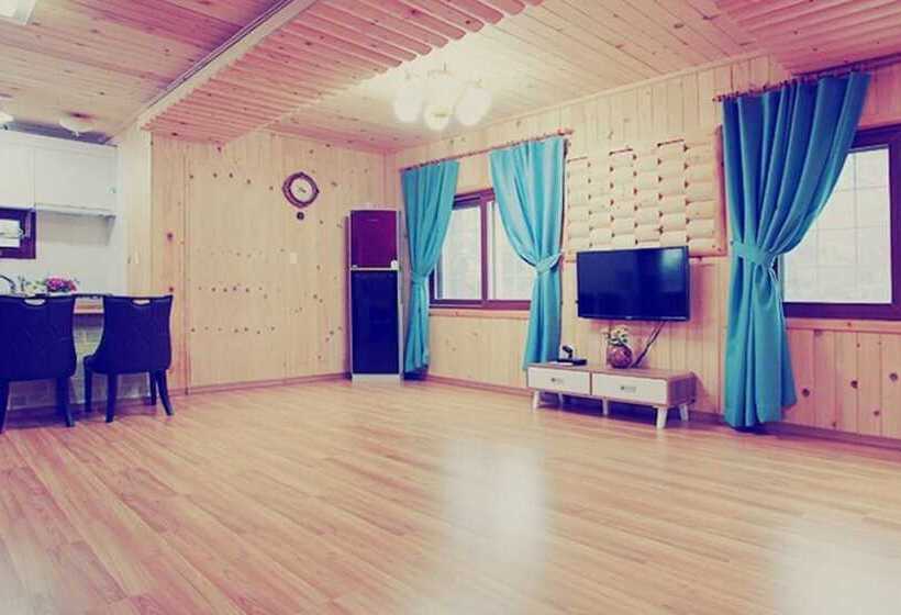 Yongin Road 47 Pension