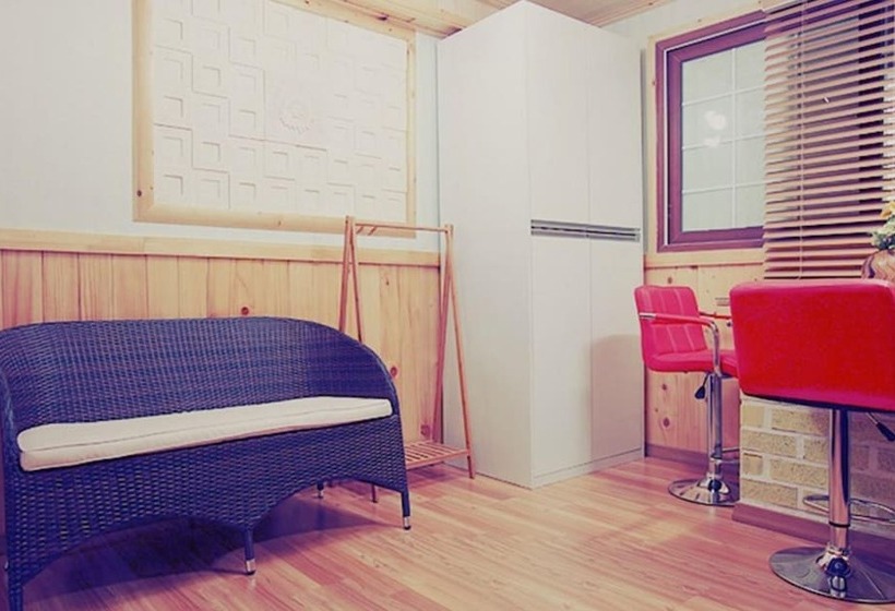 Yongin Road 47 Pension