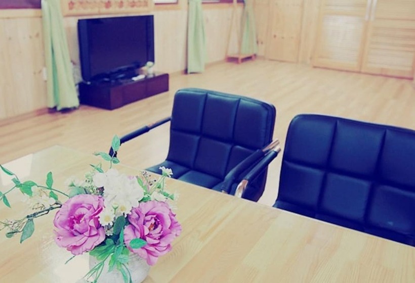 Yongin Road 47 Pension