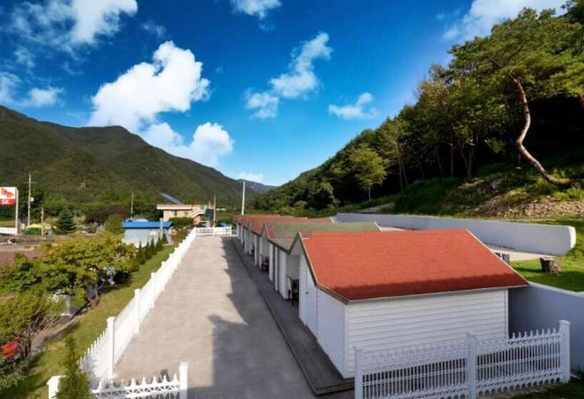 Youngwol Gimsatgat Hyugeso Pension