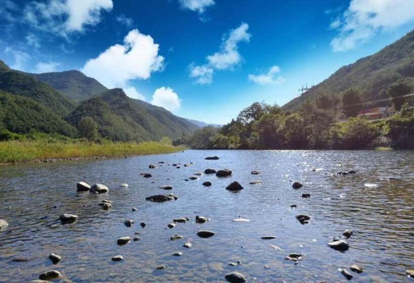 Youngwol Gimsatgat Hyugeso Pension