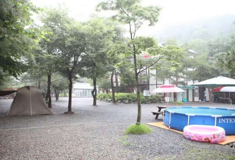 Youngwol Sky Pension Camping