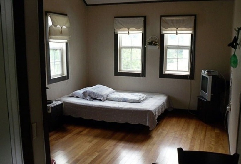 Bonghwa Pension Hanee Baram