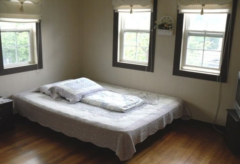 Bonghwa Pension Hanee Baram