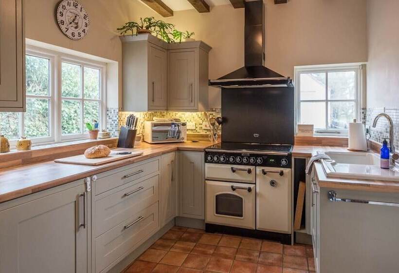 Bridge House, Kersey