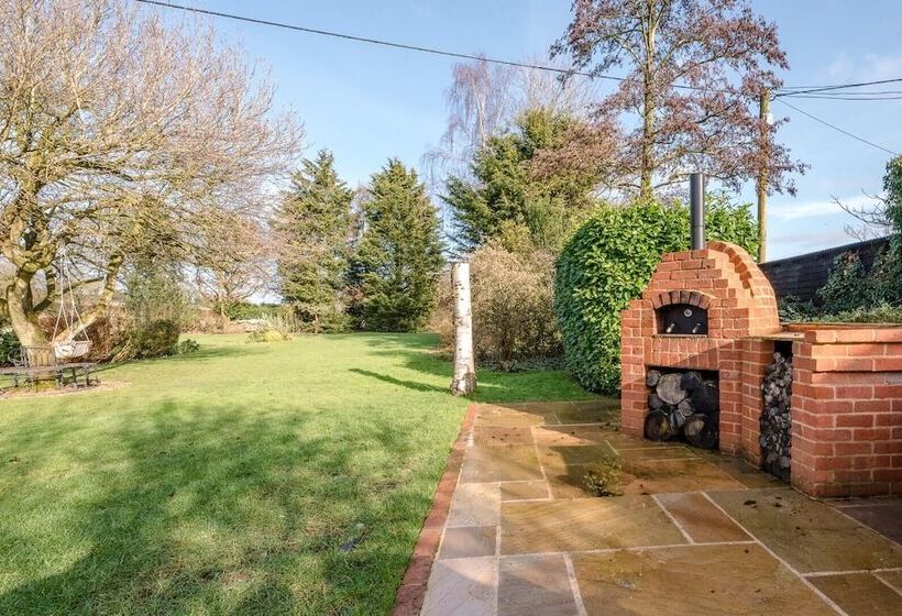 Bridge House, Kersey