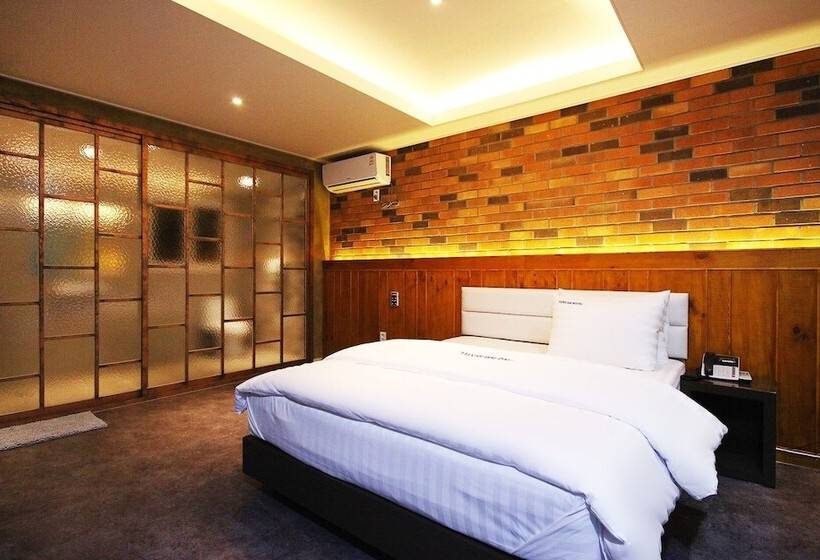 Cheongdo Car Self Check In Motel