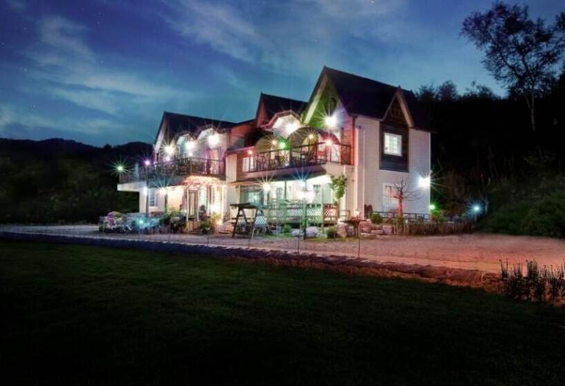 Chuncheon Green Rose Pension