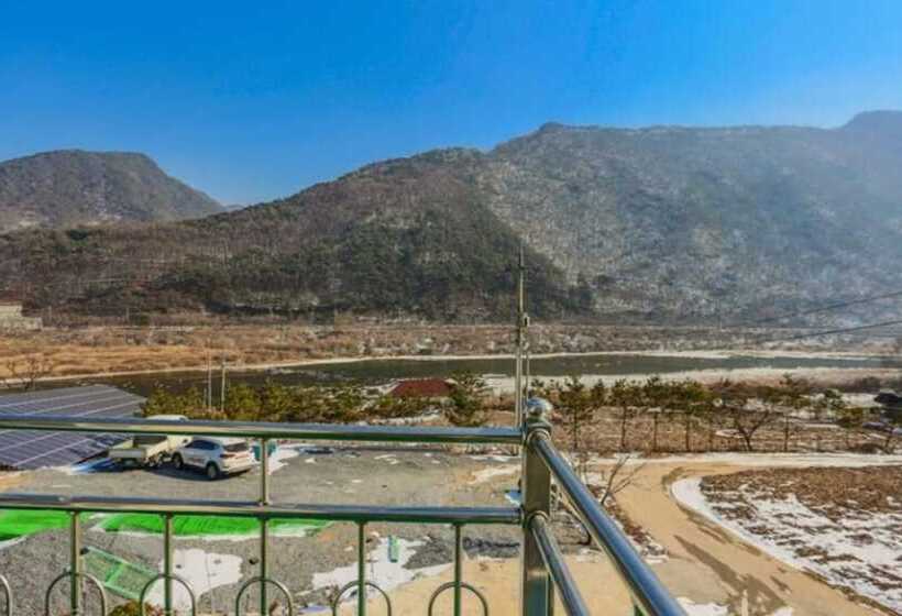 Danyang Dandelion Pension