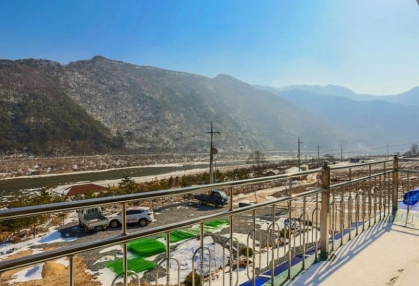 Danyang Dandelion Pension