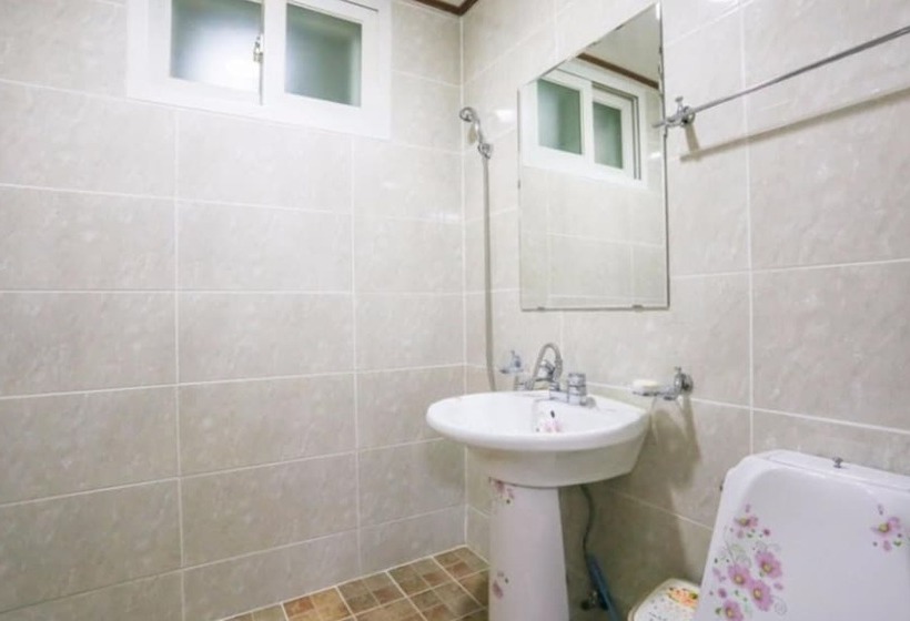 Danyang Dandelion Pension