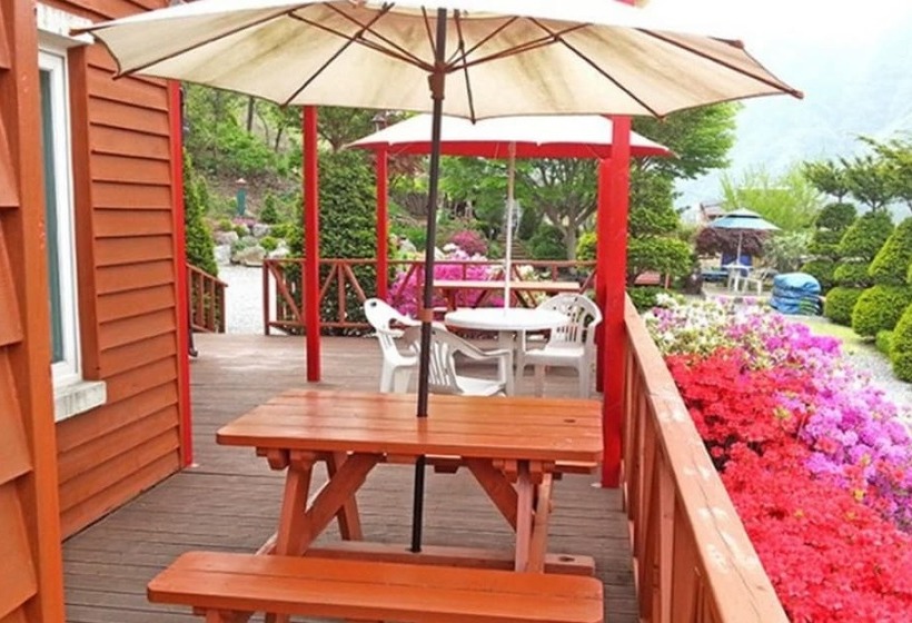 Danyang Fragrant Tree Pension