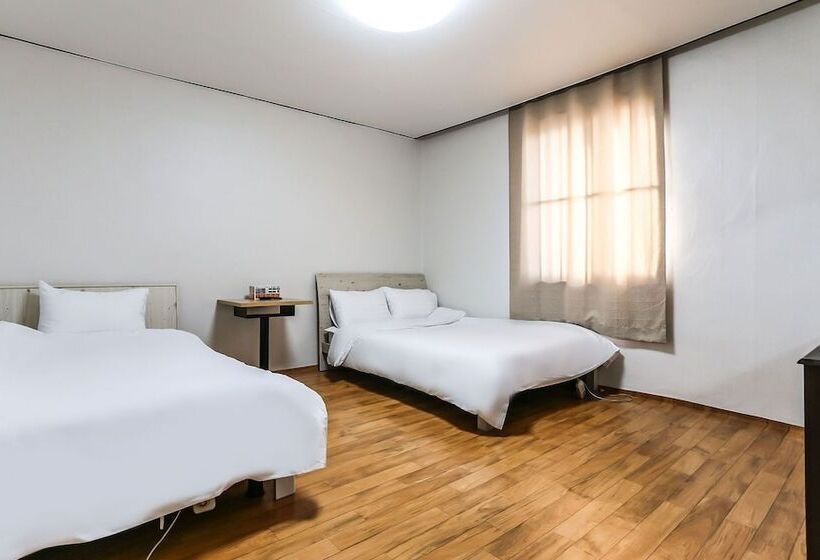 Gangneung Miseongjang Motel