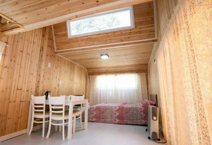 Gapyeong White House Valley Pension