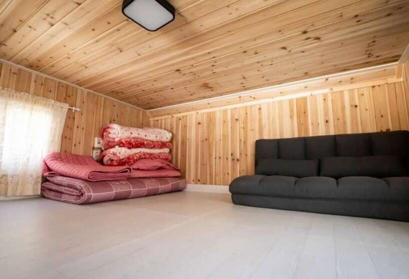 Gapyeong White House Valley Pension