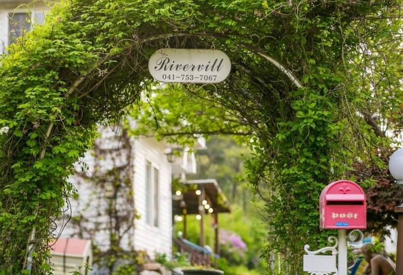 Geumsan Riverville Pension