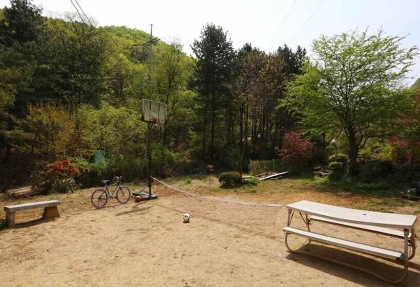 Gwangju Jongyeoul Pension