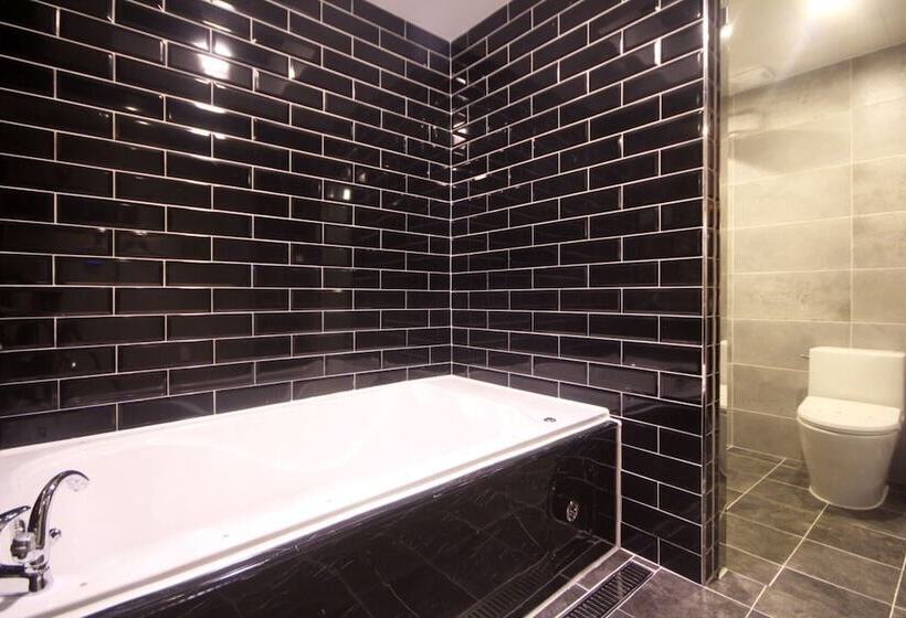 Gyeongsan M Self Check In Motel