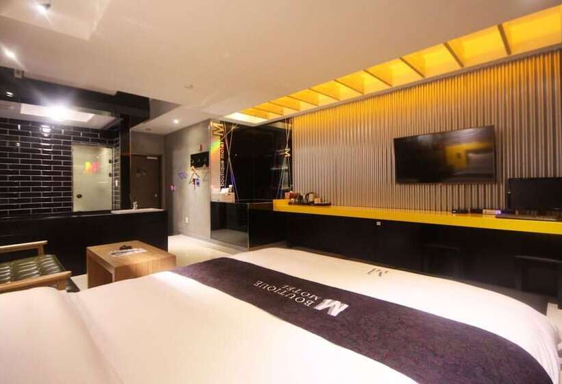 Gyeongsan M Self Check In Motel