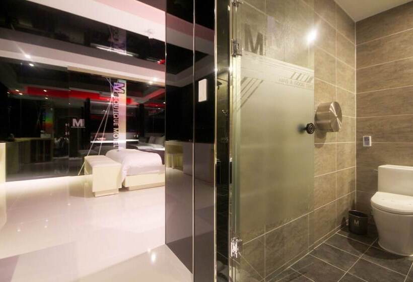 Gyeongsan M Self Check In Motel