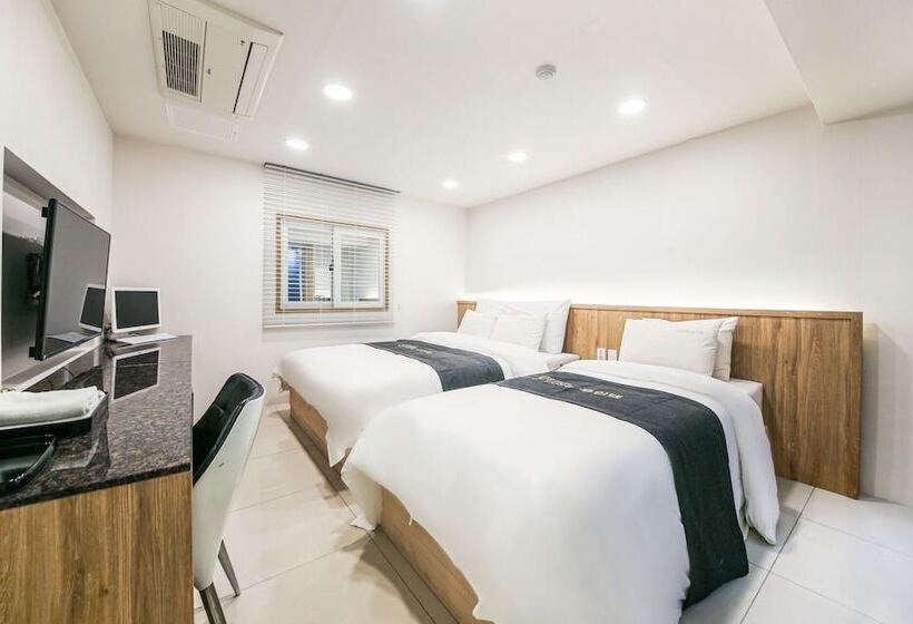 Haenam Plus Self Checkin Motel