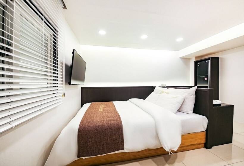 Haenam Plus Self Checkin Motel