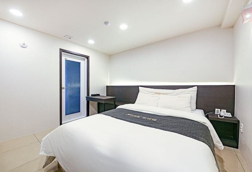 Haenam Plus Self Checkin Motel