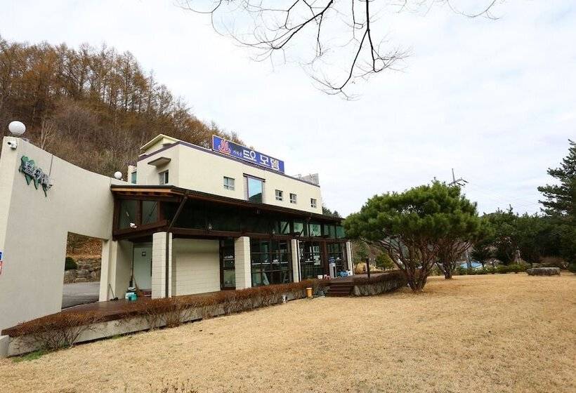 Hongcheon Garisan Deuo Motel